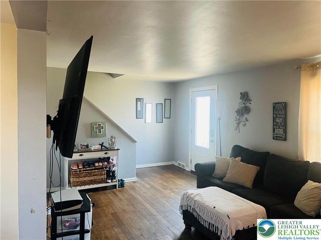 1836 17th Street Southwest, Allentown City, PA 18103