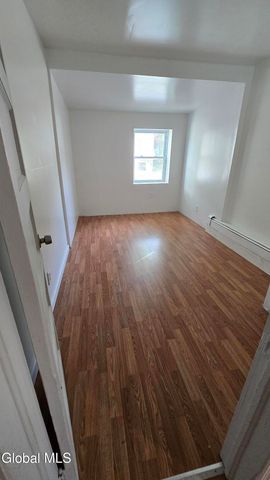 1617 Fourth Avenue, Schenectady, NY 12303