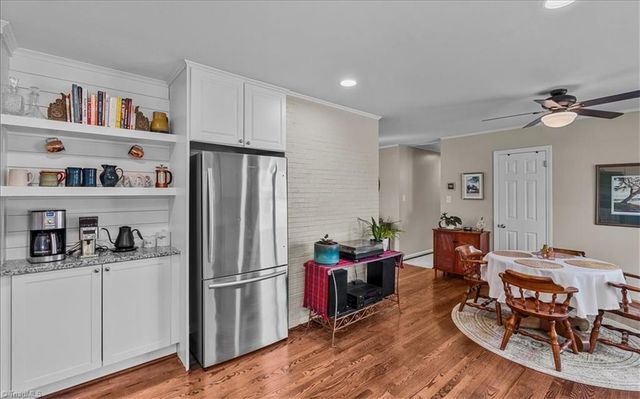 806 King George Drive, Greensboro, NC 27410