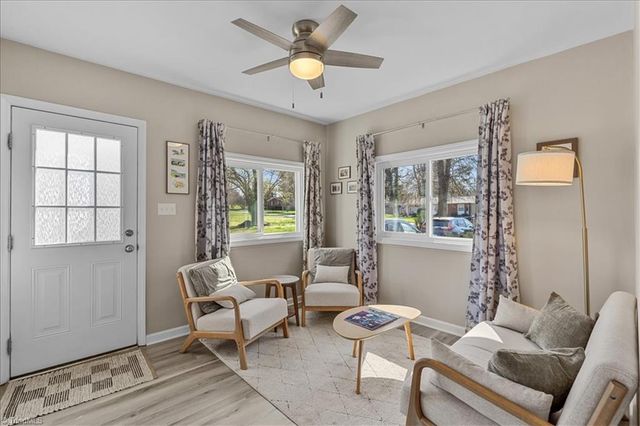 806 King George Drive, Greensboro, NC 27410