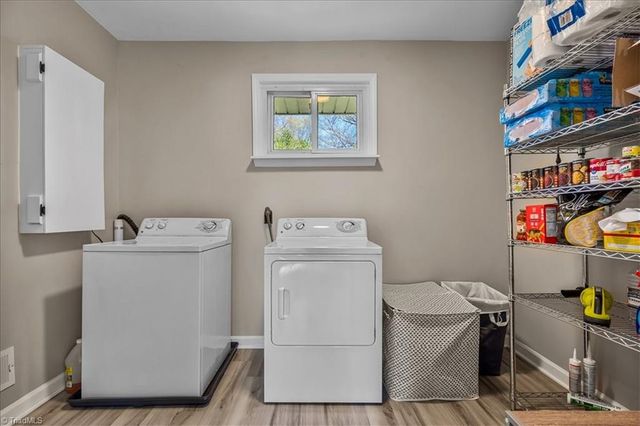 806 King George Drive, Greensboro, NC 27410