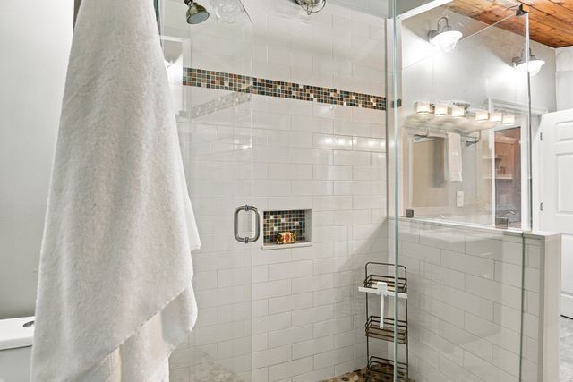 32 Eagle Hill Dr, Plymouth, MA 02360