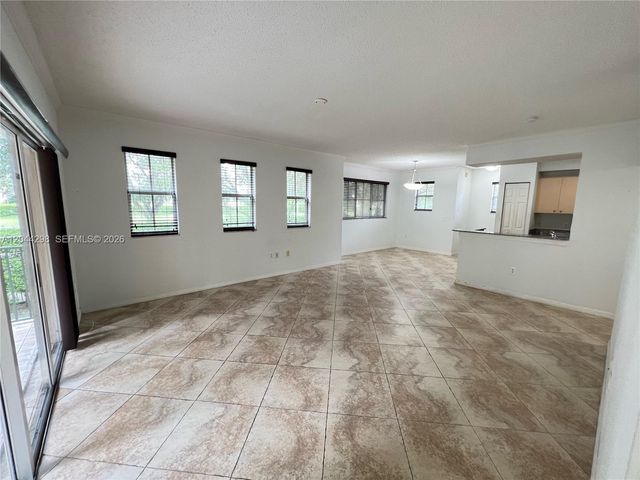 2490 Centergate Dr 207, Miramar, FL 33025