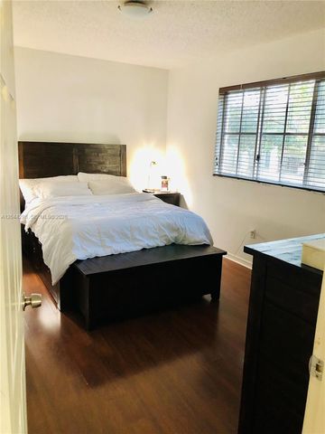 2490 Centergate Dr 207, Miramar, FL 33025