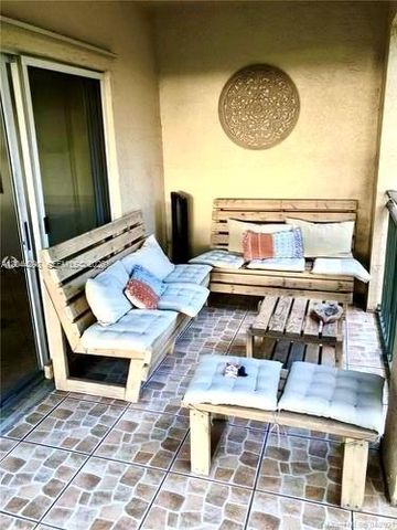 2490 Centergate Dr 207, Miramar, FL 33025