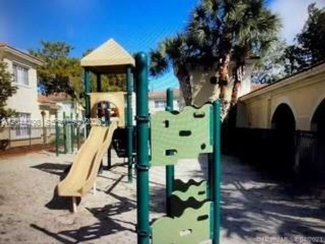 2490 Centergate Dr 207, Miramar, FL 33025