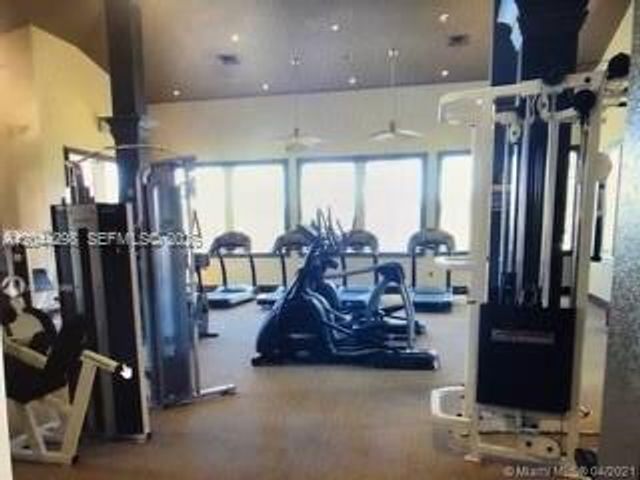 2490 Centergate Dr 207, Miramar, FL 33025