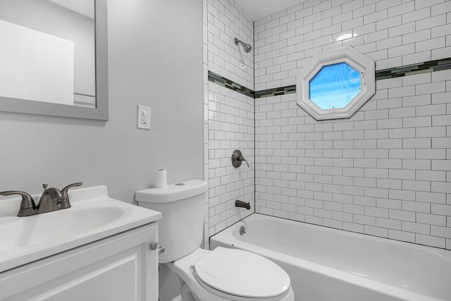 6622 Parrish Avenue, Hammond, IN 46323