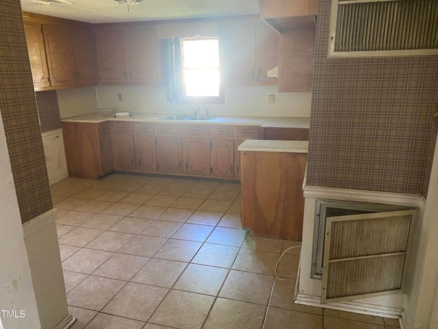 613 Midway Avenue, Durham, NC 27703