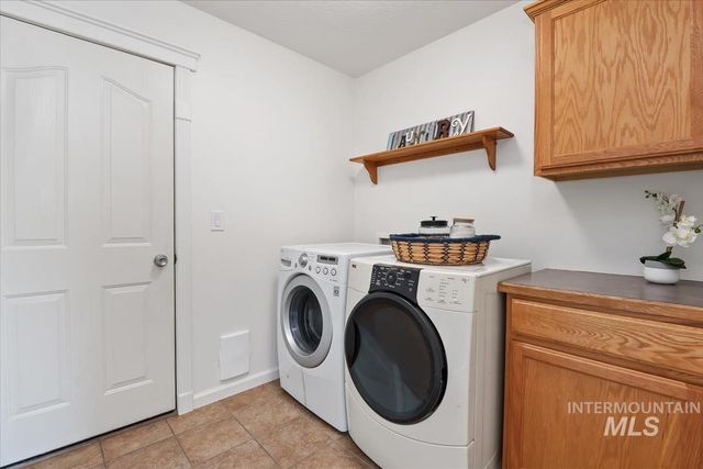 2706 S Chestnut St, Nampa, ID 83686