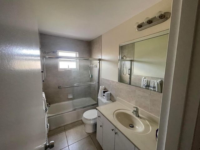 5300 WASHINGTON Street P234, Hollywood, FL 33021