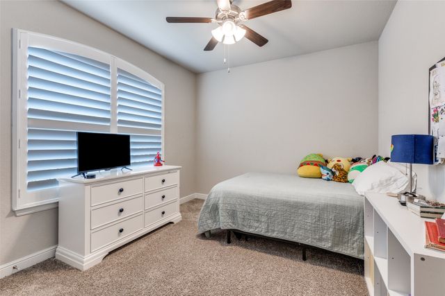 2044 Sun Star Drive, Haslet, TX 76052