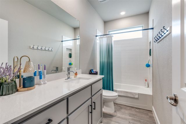 2044 Sun Star Drive, Haslet, TX 76052