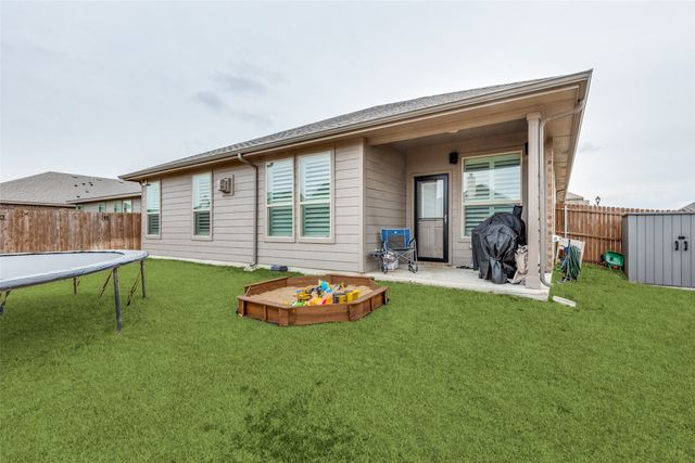 2044 Sun Star Drive, Haslet, TX 76052