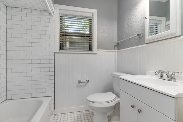 7802 Morton Street, Dallas, TX 75209