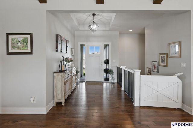 21733 K Street, Elkhorn, NE 68022