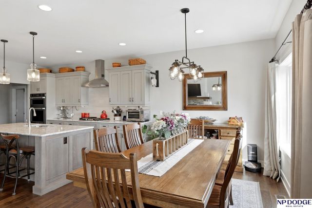 21733 K Street, Elkhorn, NE 68022