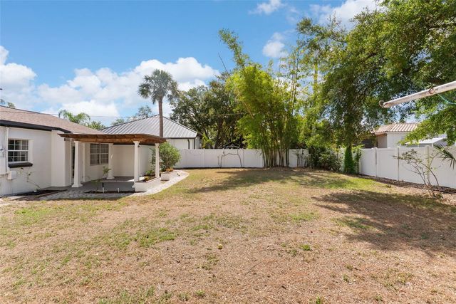 4708 W EL PRADO BOULEVARD, Tampa, FL 33629