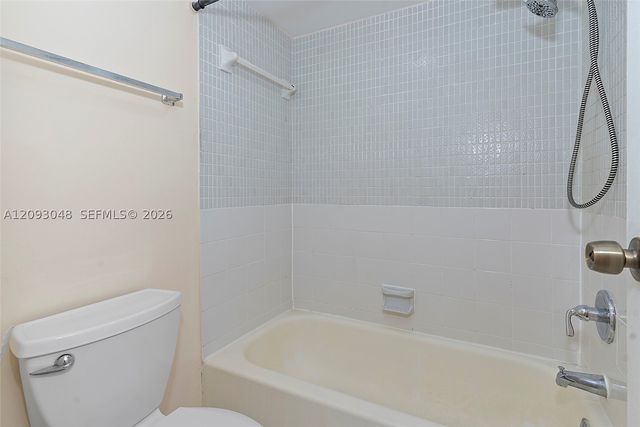 6001 N Falls Cir Dr 309, Lauderhill, FL 33319
