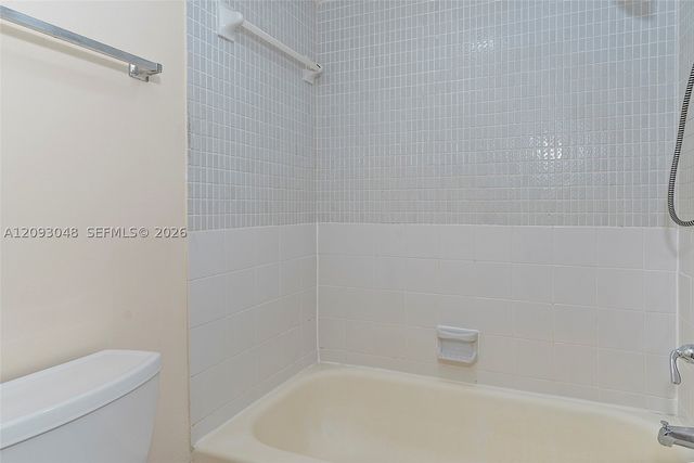 6001 N Falls Cir Dr 309, Lauderhill, FL 33319