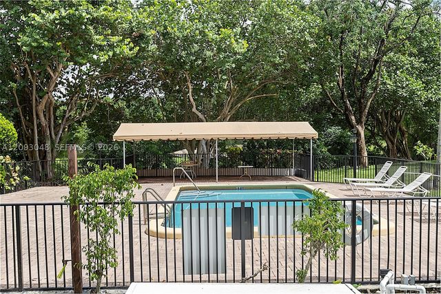 6001 N Falls Cir Dr 309, Lauderhill, FL 33319