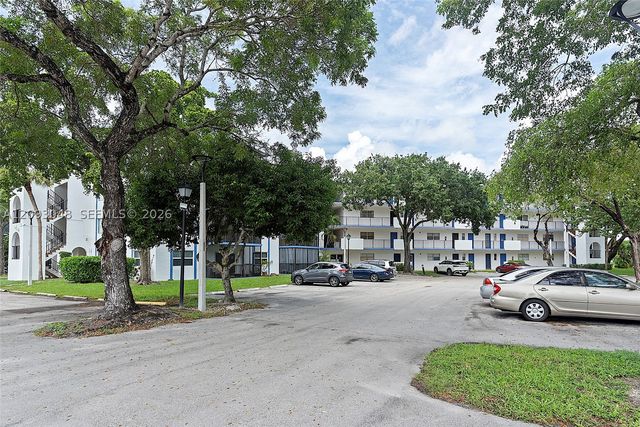6001 N Falls Cir Dr 309, Lauderhill, FL 33319