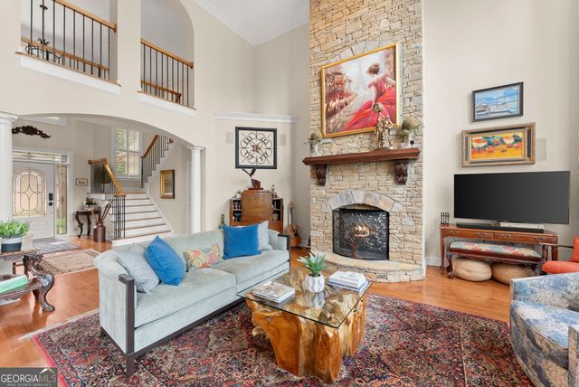 2819 Point Overlook, Gainesville, GA 30501