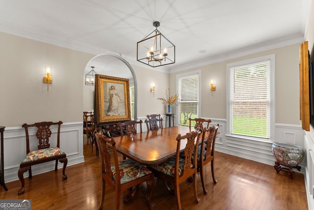 2819 Point Overlook, Gainesville, GA 30501