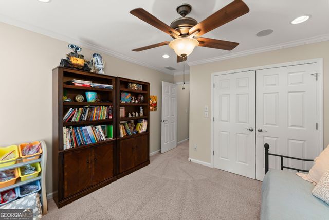 2819 Point Overlook, Gainesville, GA 30501