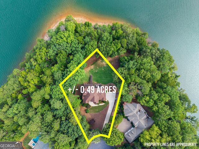2819 Point Overlook, Gainesville, GA 30501