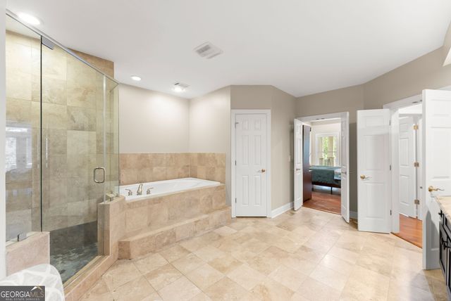 2819 Point Overlook, Gainesville, GA 30501