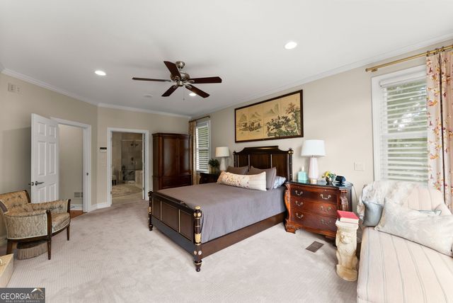 2819 Point Overlook, Gainesville, GA 30501