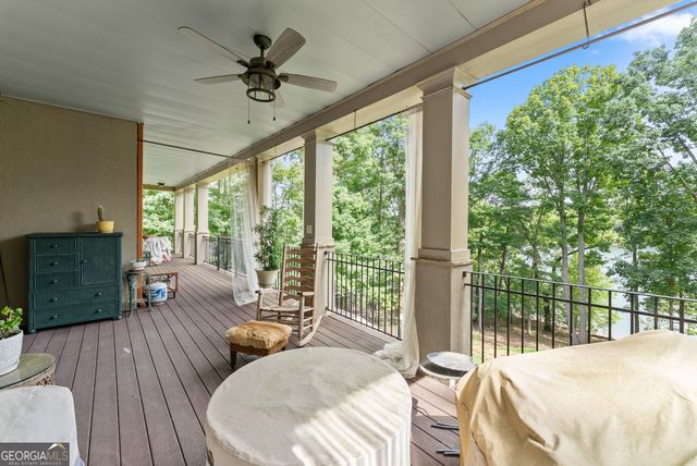 2819 Point Overlook, Gainesville, GA 30501