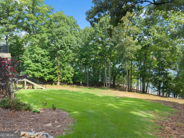 2819 Point Overlook, Gainesville, GA 30501