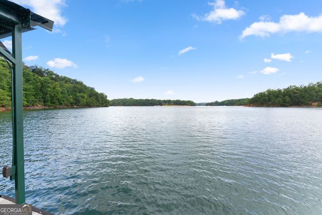2819 Point Overlook, Gainesville, GA 30501