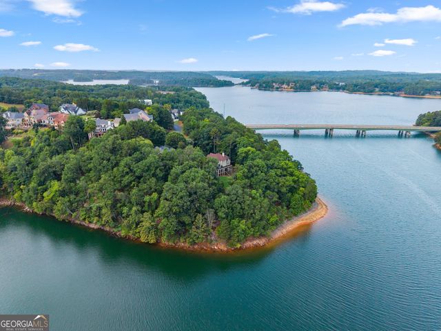 2819 Point Overlook, Gainesville, GA 30501