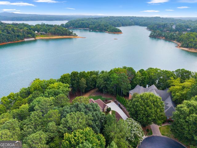 2819 Point Overlook, Gainesville, GA 30501