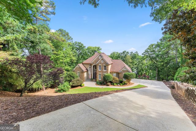 2819 Point Overlook, Gainesville, GA 30501
