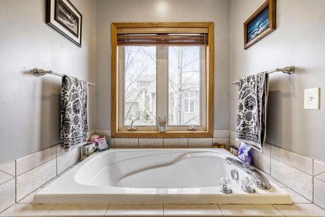 2334 Manuela Drive, Chaska, MN 55318