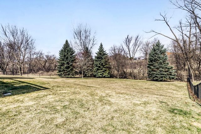 2334 Manuela Drive, Chaska, MN 55318