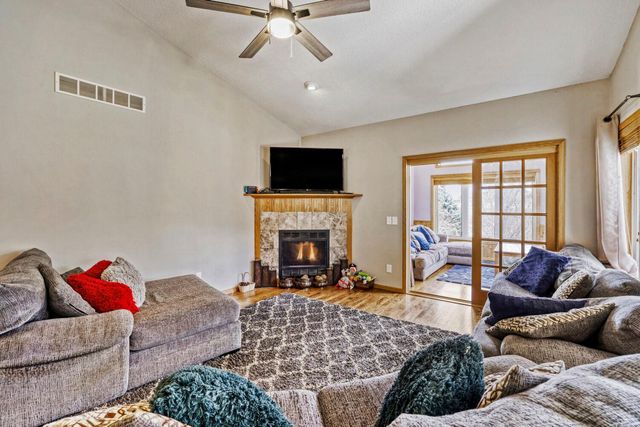 2334 Manuela Drive, Chaska, MN 55318