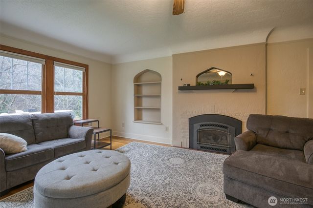 3321 Wiskhah Road, Aberdeen, WA 98520