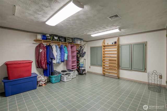 3321 Wiskhah Road, Aberdeen, WA 98520