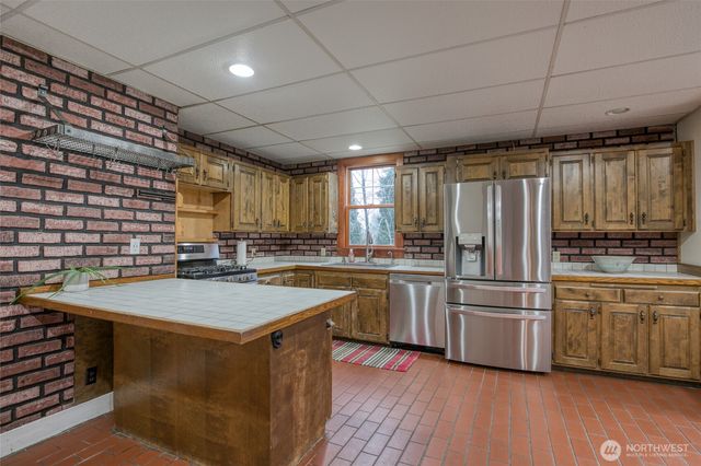 3321 Wiskhah Road, Aberdeen, WA 98520