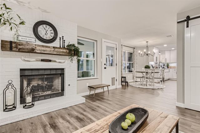 13104 Tilder DR, Austin, TX 78729