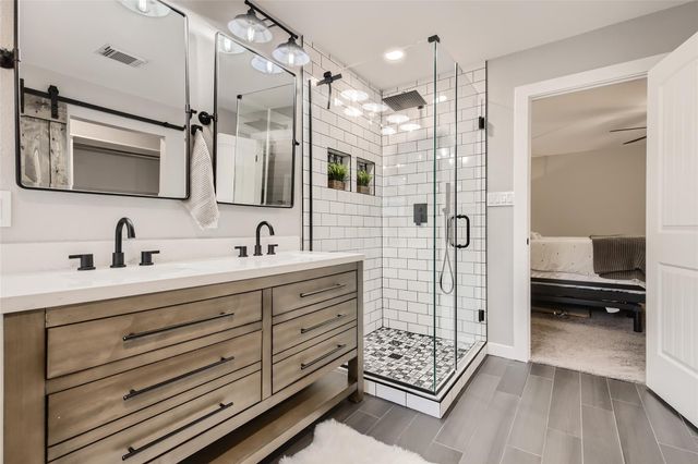 13104 Tilder DR, Austin, TX 78729