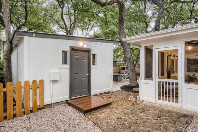 13104 Tilder DR, Austin, TX 78729