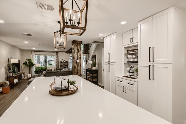 13104 Tilder DR, Austin, TX 78729