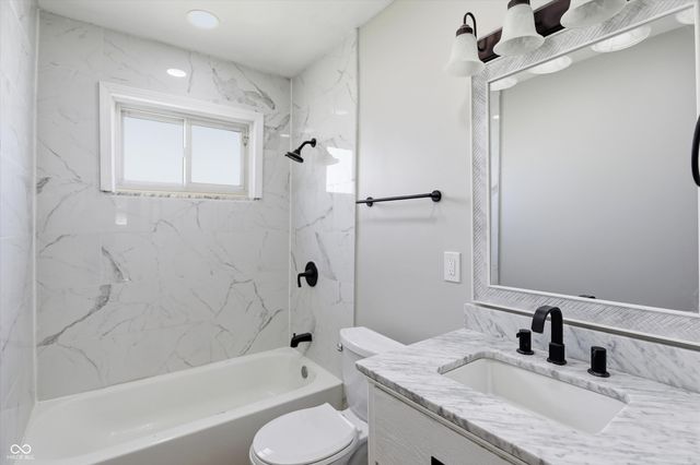 1154 W 37th Street, Indianapolis, IN 46208