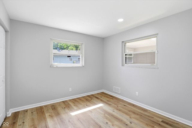 1154 W 37th Street, Indianapolis, IN 46208